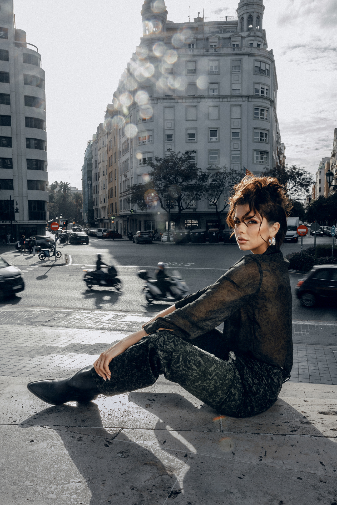 Dara Model editorial portfolio image: Urban Editorial.